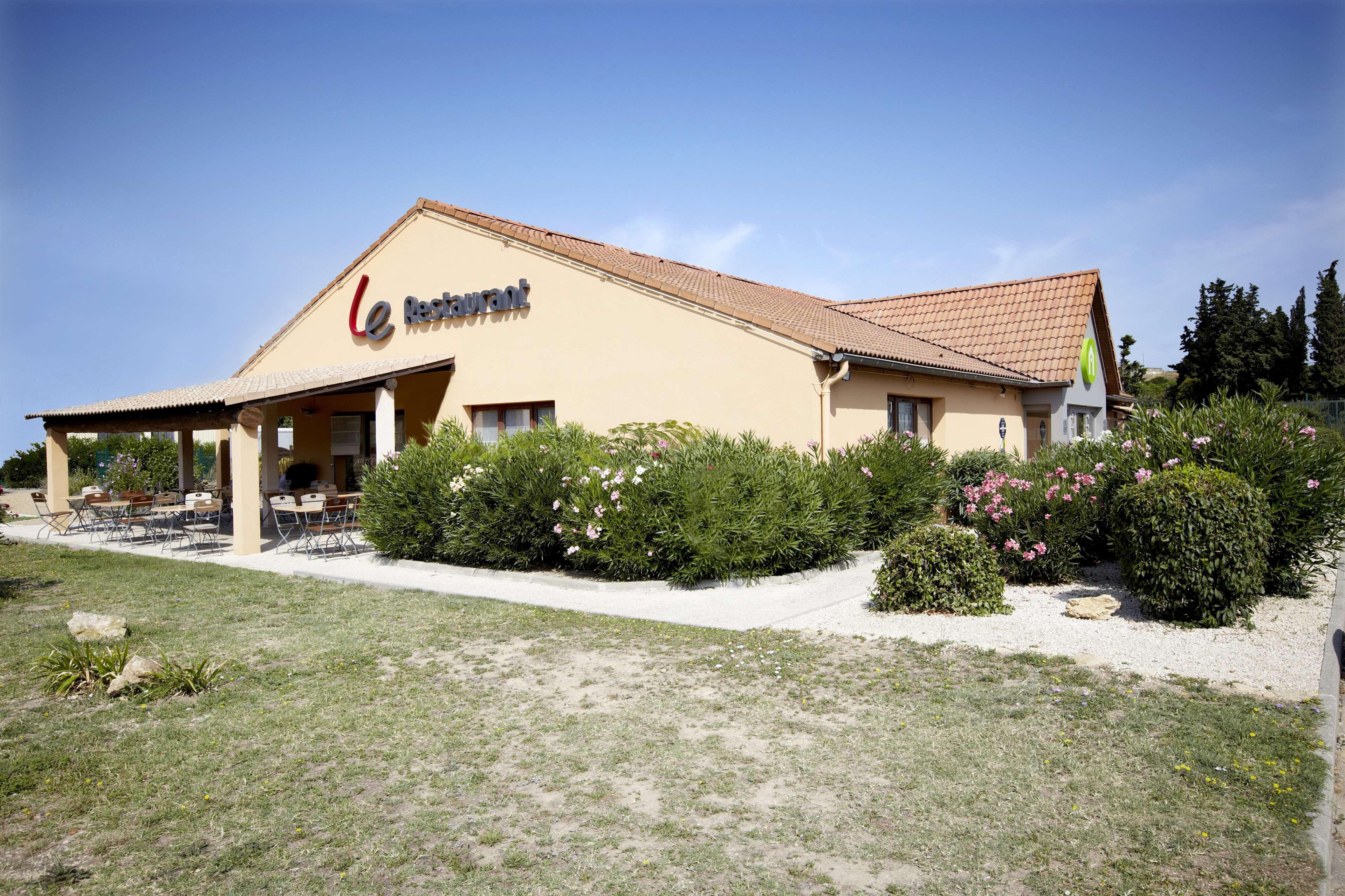 Campanile Salon-De-Provence Hotel Buitenkant foto