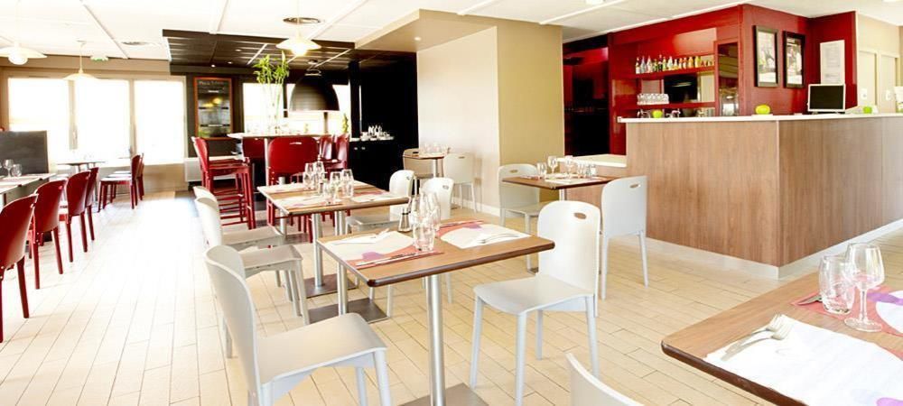 Campanile Salon-De-Provence Hotel Buitenkant foto